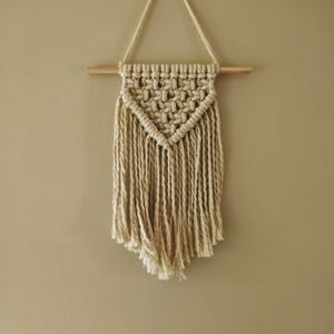 Macrame wall hanging